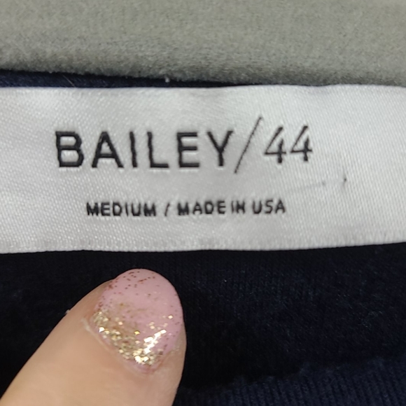 Bailey 44 navy off the shoulder 3/4 length blouse - Picture 4 of 5